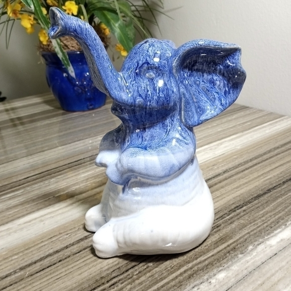 APROPOS Home Collection 10" Elephant Ceramic Figurine 10" Tall - Picture 1 of 7